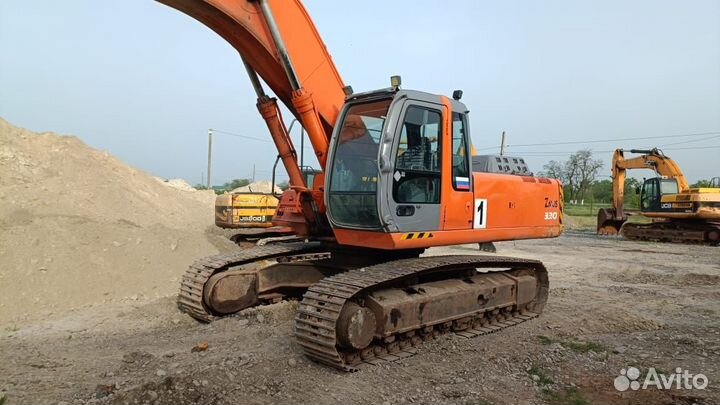 Гусеничный экскаватор Hitachi ZX330, 2004