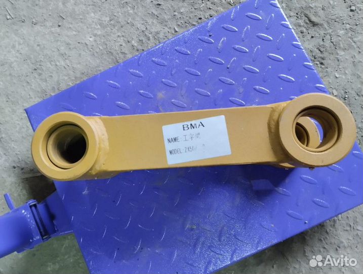 Трапеция ковша Hitachi EX50/ ZX50