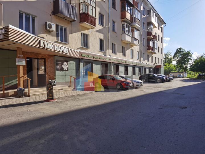 Продам помещение свободного назначения, 417.8 м²