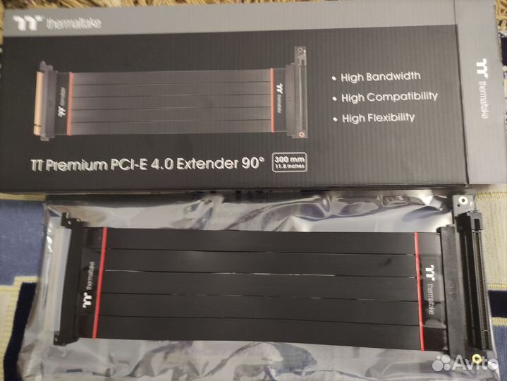 Райзер Thermaltake PCI-E 4.0 + 1 год гарантии