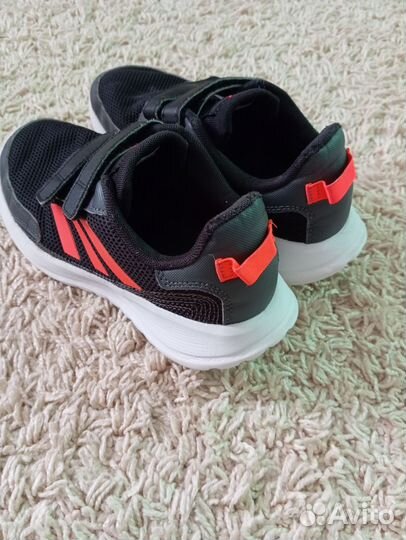 Кроссовки adidas 35 оригинал