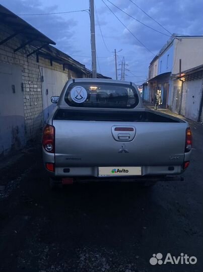 Mitsubishi L200 2.5 МТ, 2011, 330 000 км