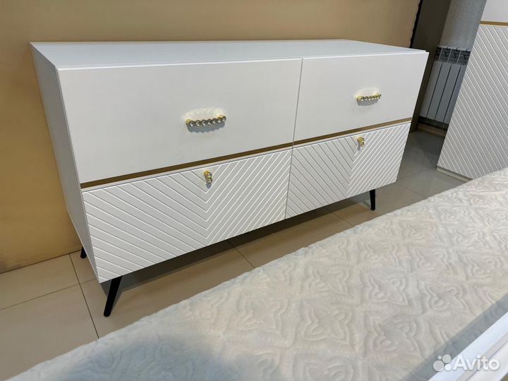 Спальный гарнитур Парма