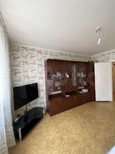 3-к. квартира, 73 м², 1/10 эт.