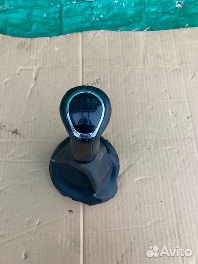 Рукоятка кулисы кпп Skoda Fabia Шкода Фабия 2010г