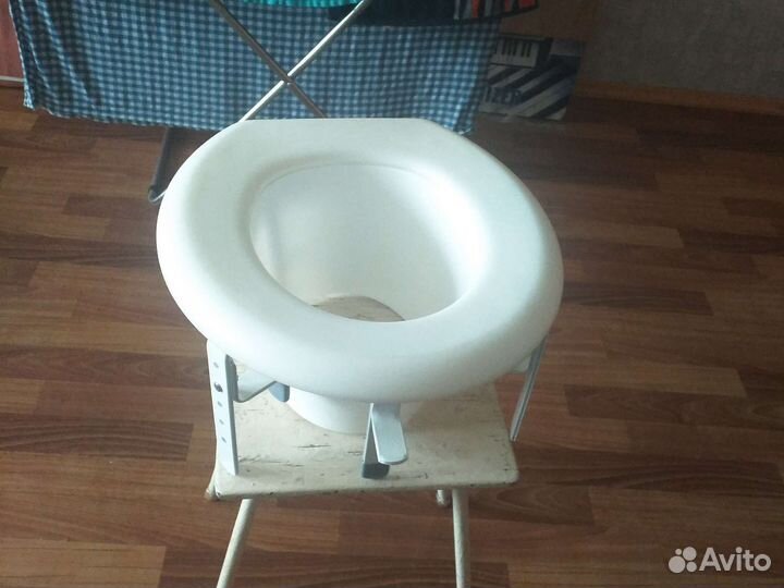 Ортопедический высокий стульчак для туалета