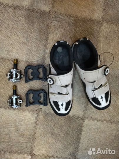 Велоботинки