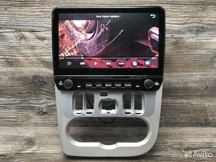 Магнитола на Renault Logan, Sandero
