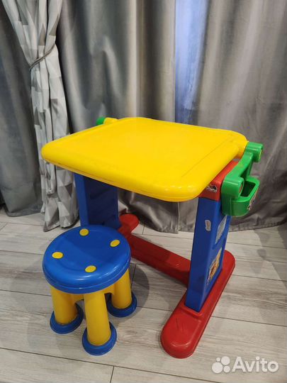Детский стол мольберт molto