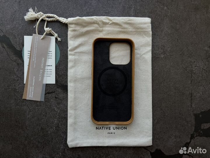 Чехол Native Union (RE) Classic iPhone 14 Pro