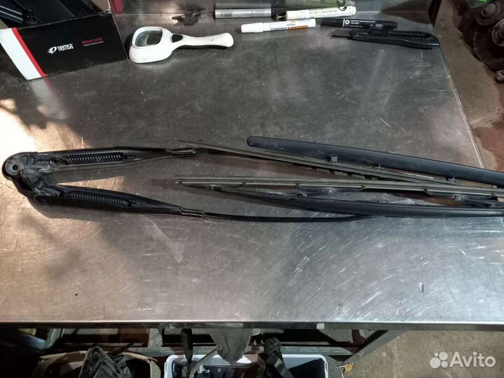 Поводок стеклоочистителя Mercedes A-Class W168