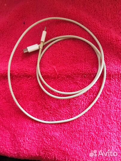 Кабель от iPhone
