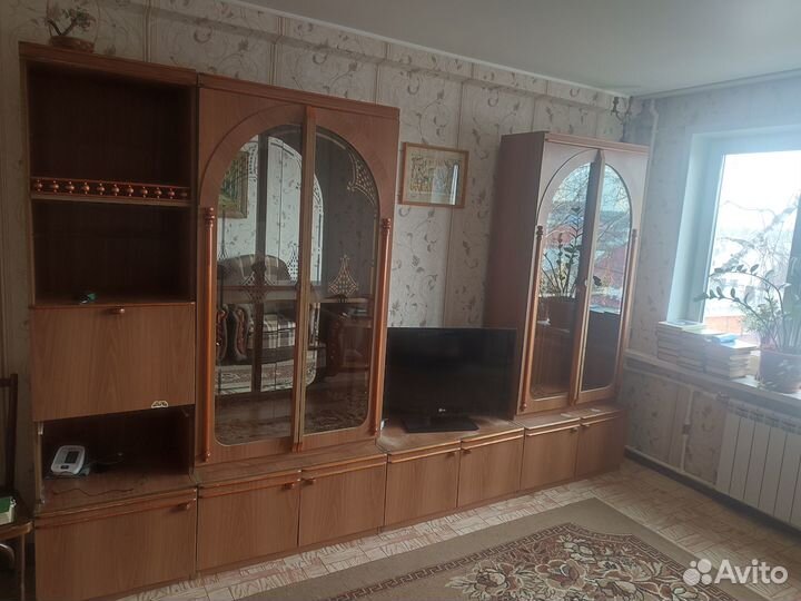 Стенка в гостиную бу