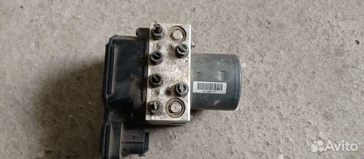 Блок абс VW 5N0614109 BD