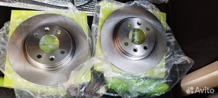 Пара тормозных дисков Valeo