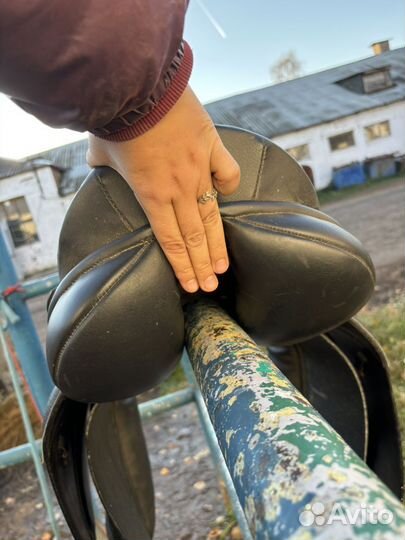 Седло выездковое Supreme sedles