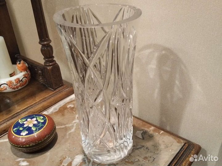 Вазы и вазочки для цветов