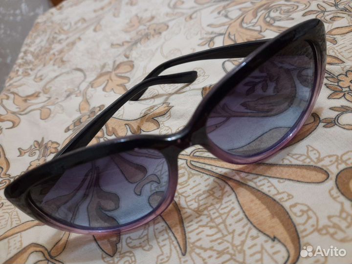 Солнцезащитные очки женские