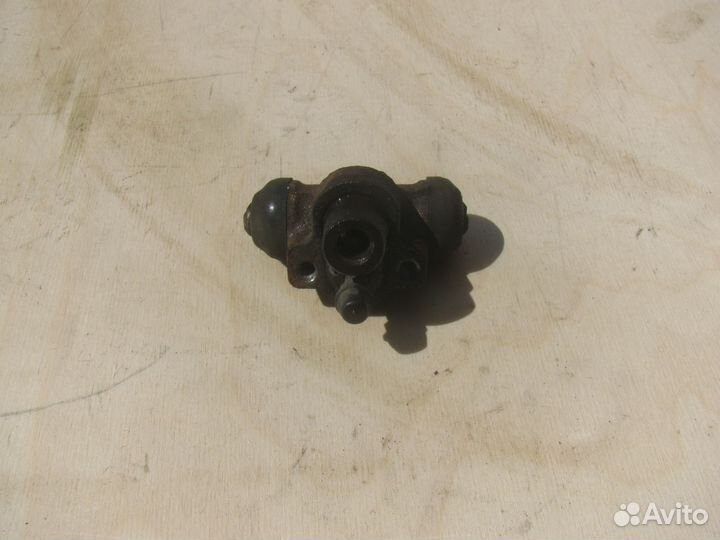 Тормозной цилиндр задний Honda Fit Jazz GD1 GE6