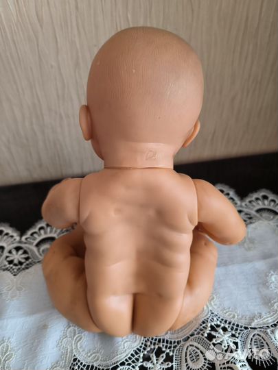 Кукла пупс в кроватке