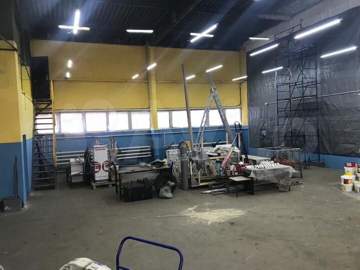 Склад, 830 м²