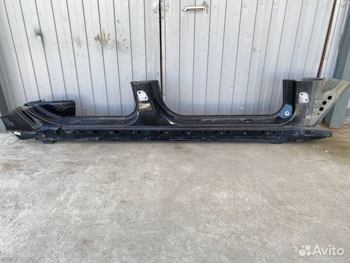 Б/У порог кузова левый Bmw 7-Series Long 745Li E66