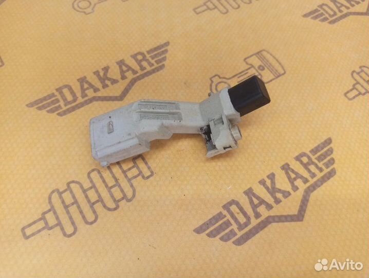 Датчик положения коленвала Volkswagen Tiguan 5N1