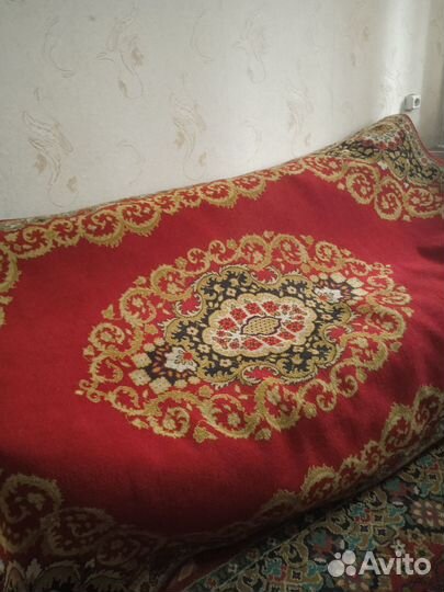 Ковер шерстяной