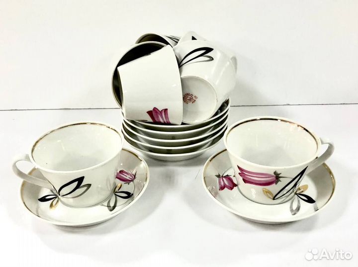 Чайный сервиз советского времени