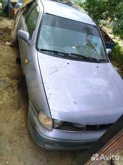 Nissan Almera 1.6 AT, 1999, битый, 250 000 км