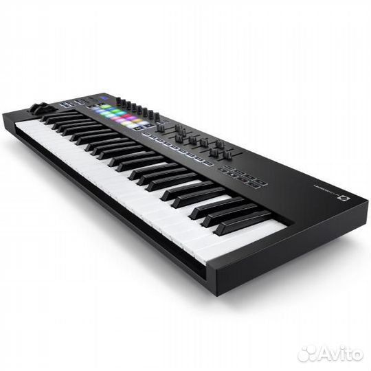 Midi-клавиатура Novation Launchkey 49 MK3
