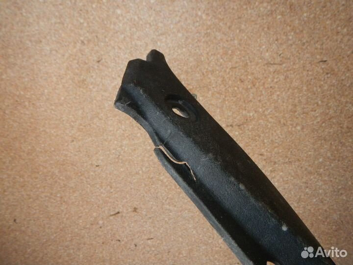 Кожух замка капота, Toyota (Тойота) -camry 50 (11