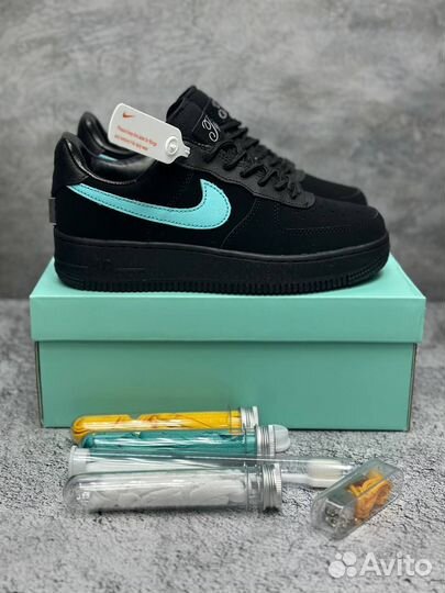 Кроссовки Nike Tiffany & Co. x Air Force 1 Low '18