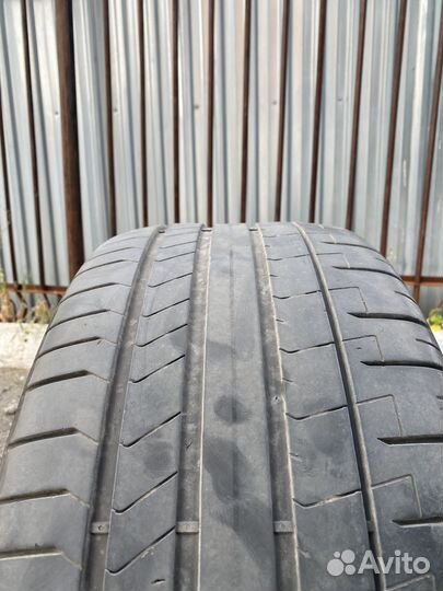 Pirelli P Zero 245/45 R20 и 275/40 R20 106W