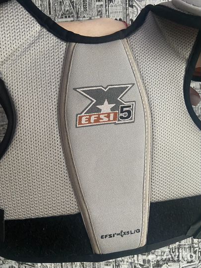 Нагрудник хоккейный efsi