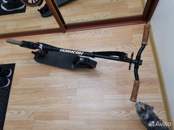 Самокат Tech Team Huracan 2019