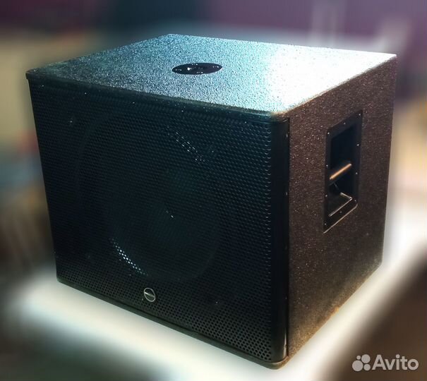 Invotone DSX18SA активный сабвуфер