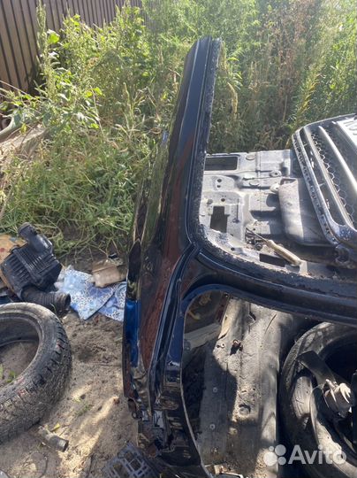 Заднее левое крыло на хендай ай40 Hyundai i40