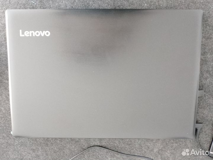 Lenovo ideapad 330-15AST