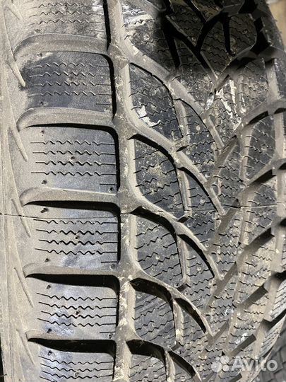 Lassa Snoways 215/60 R16