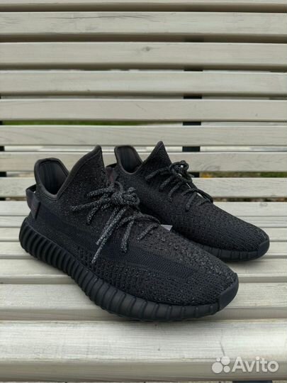 Кроссовки мужские yeezy boost 350 v2