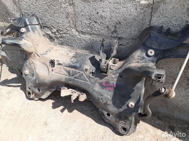 Peugeot 408 1.6 АКПП подрамник