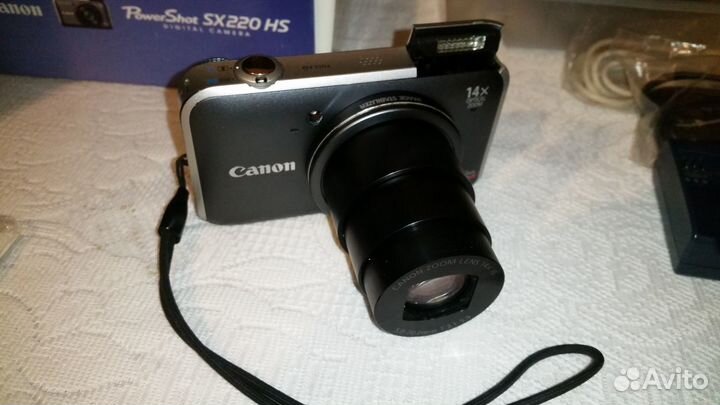 Фотоаппарат Canon PowerShot SX220 HS Япония