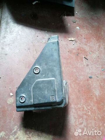 Верхняя крышка блока предохранителей рено меган 2