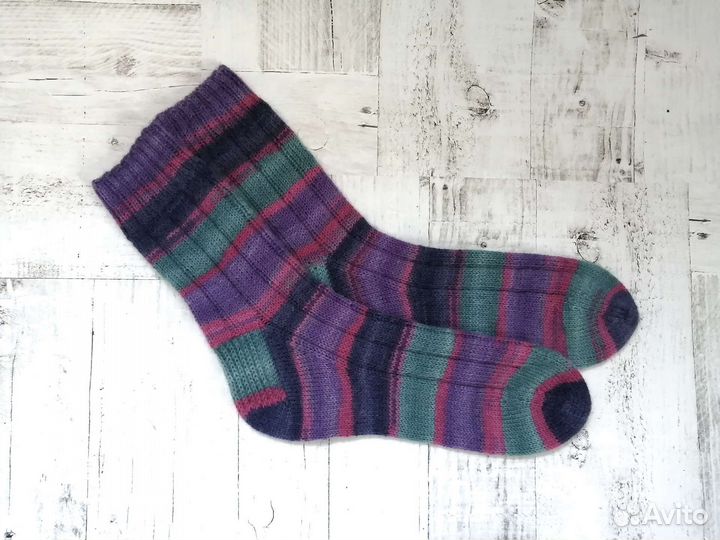 Вязаные женские носочки