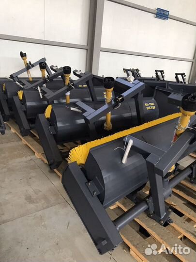 Щетка мк4.1 с усиленными колесами