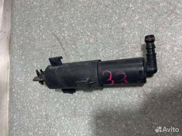 Форсунка омывателя фар правая Bmw X5 E70 3.0