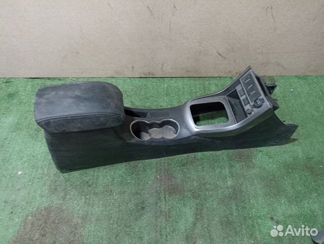 Подлокотник Geely Emgrand EC7 I (2009—2016)