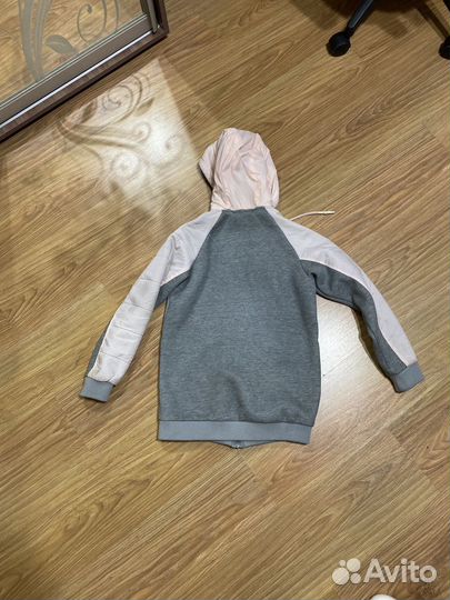 Куртка на девочку
