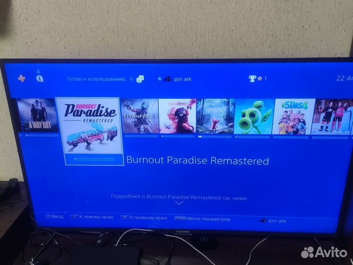 Ps4 slim 1tb 2 джостика + 50 игр